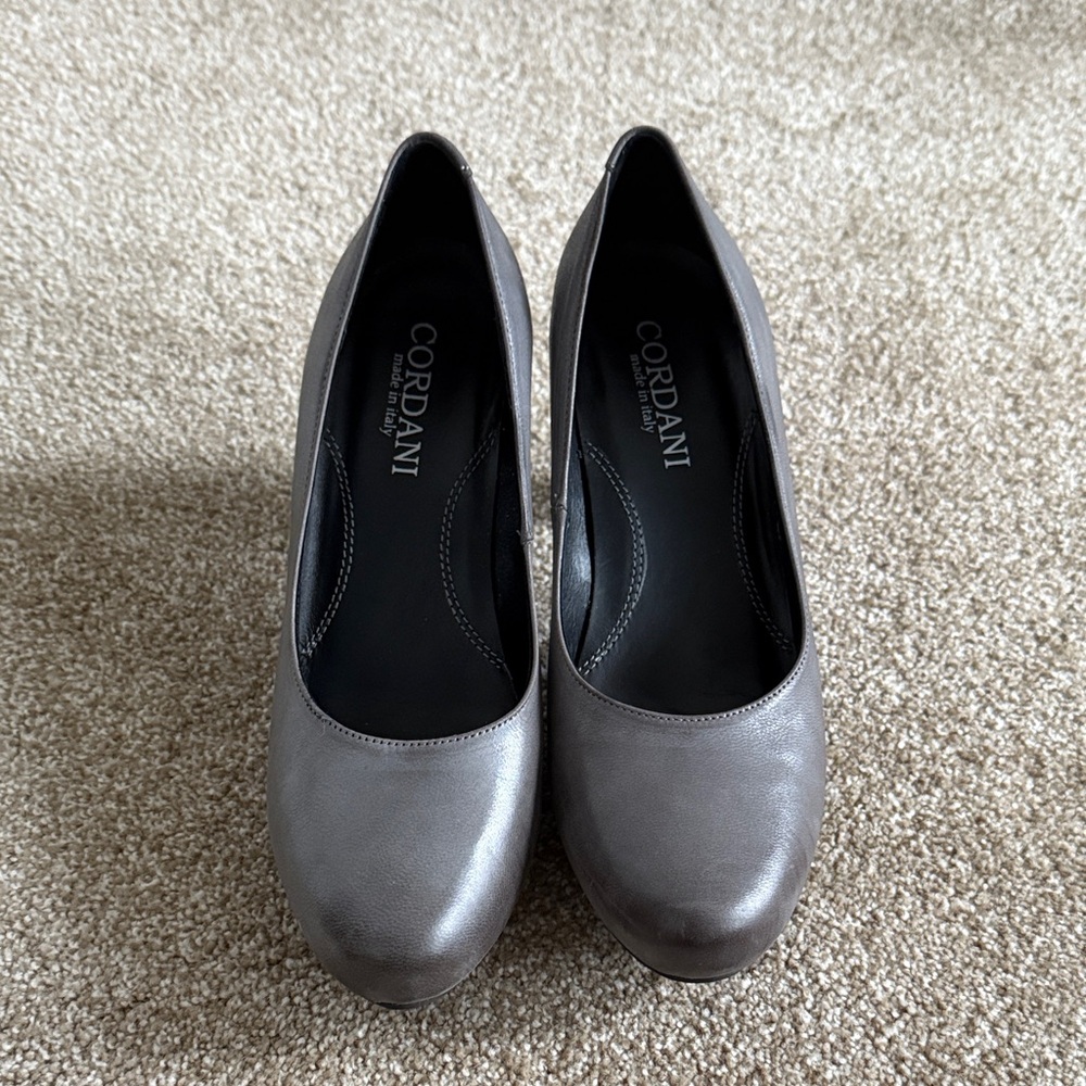Cordani Women's Gray Heels